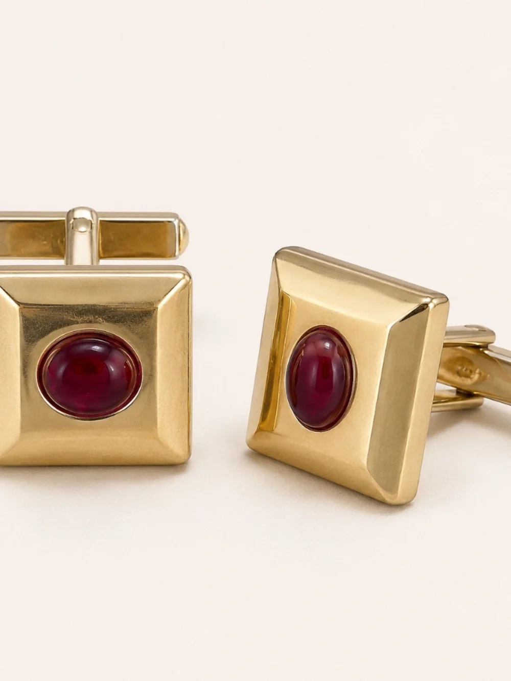 1954 Swank Gold & Red stone Cuff-Links